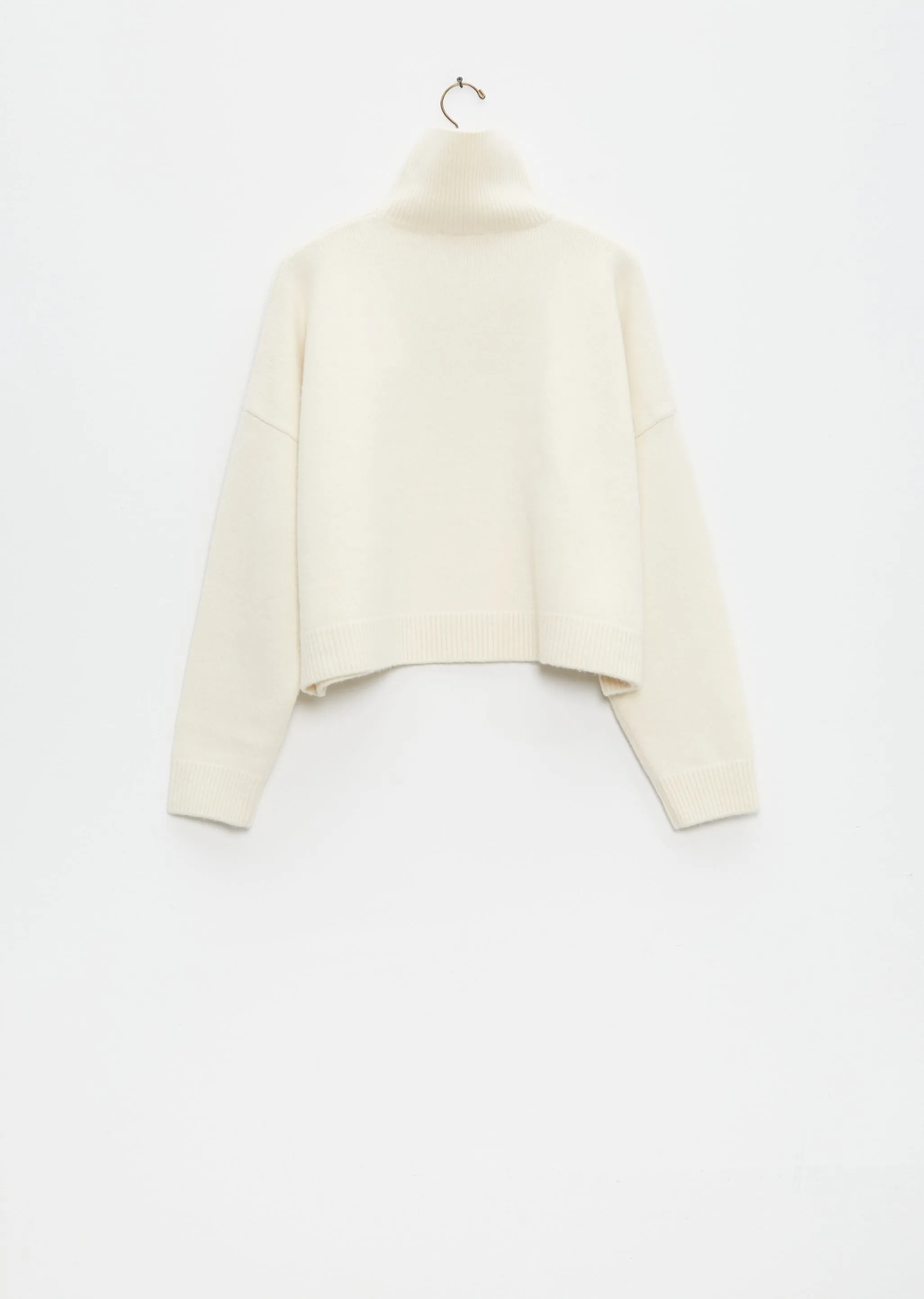 Ezio Top — Light Ivory