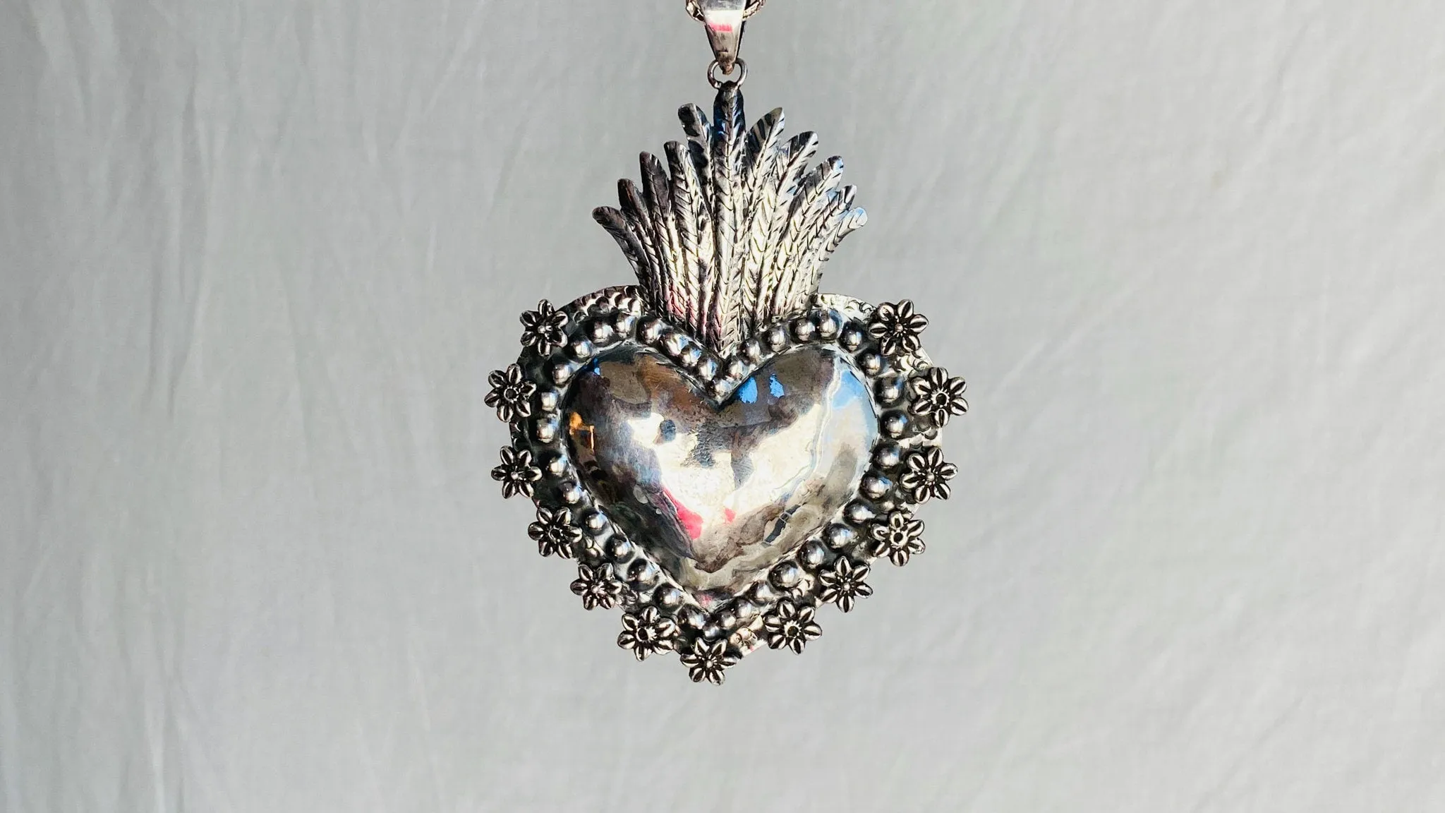Mexican Sacred Heart Necklace. Sterling Silver.