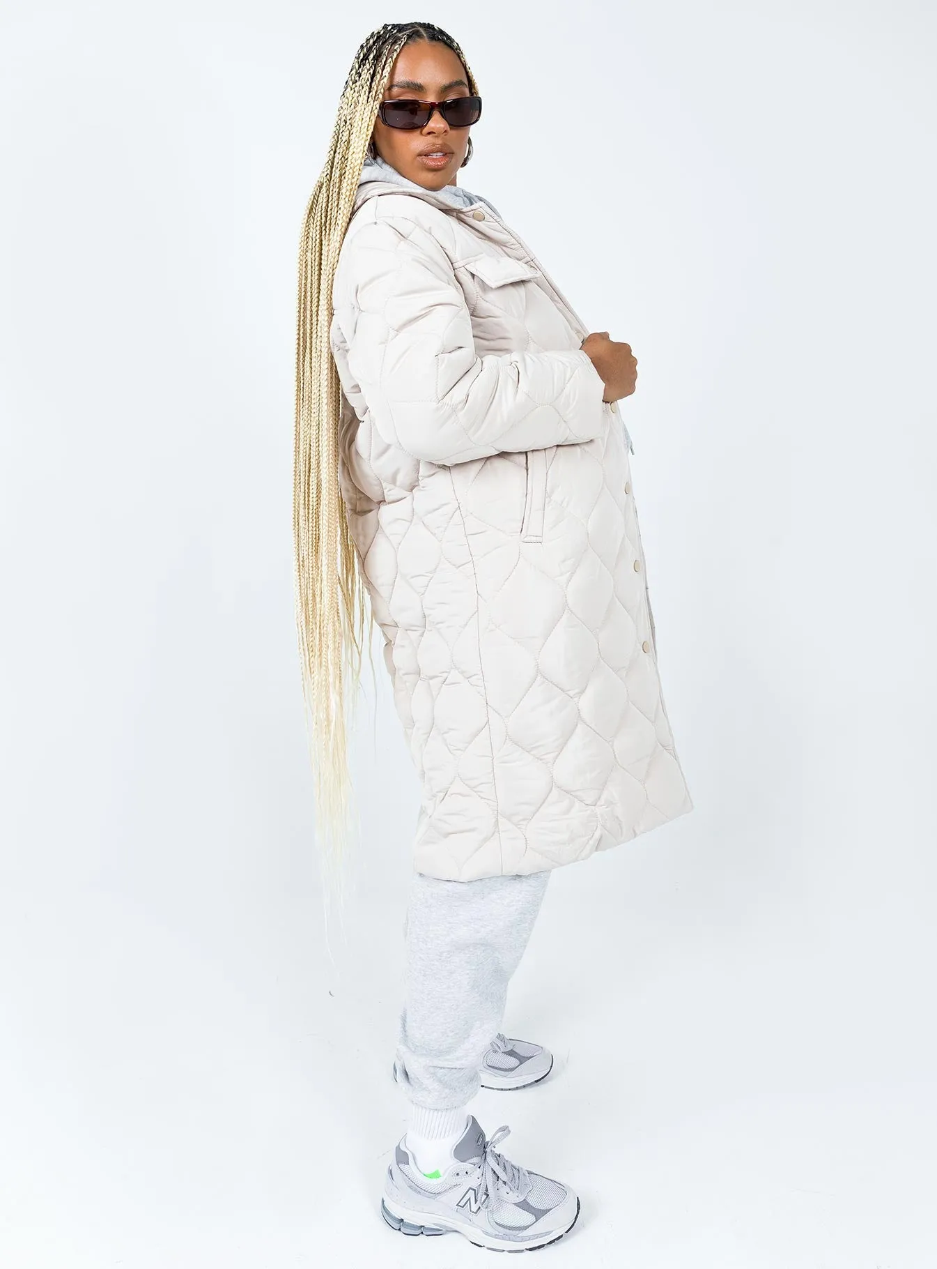 The Bruno Longline Puffer Jacket Beige