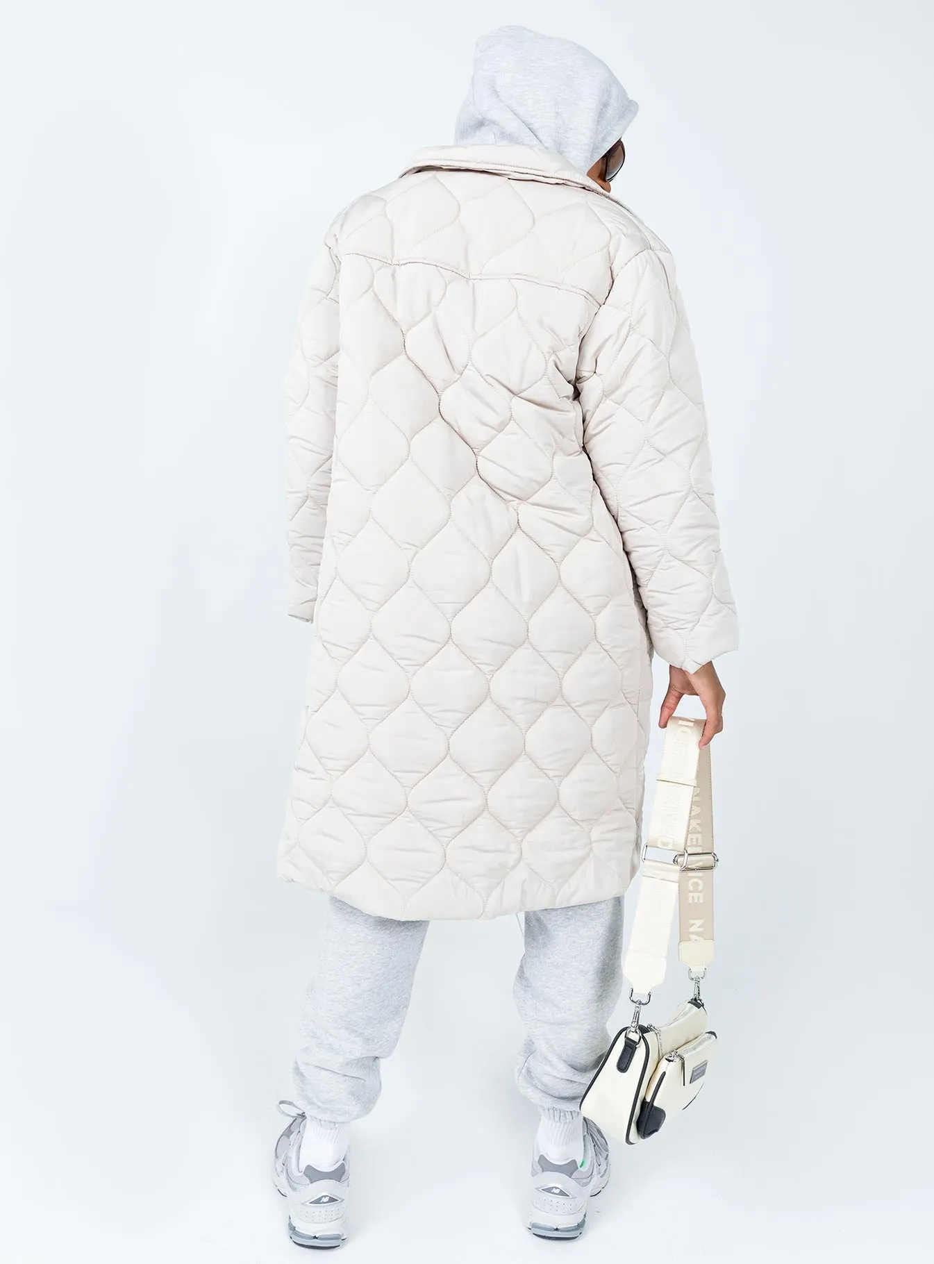 The Bruno Longline Puffer Jacket Beige