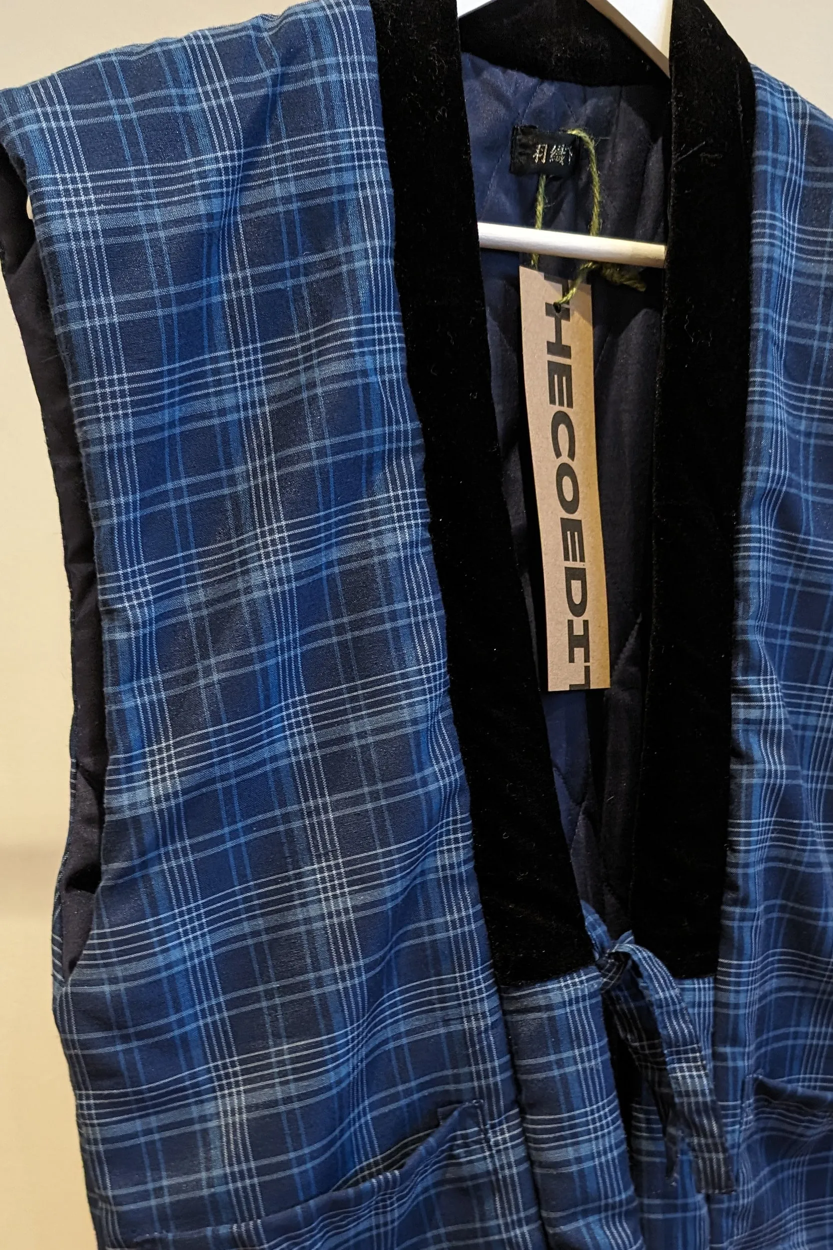 VINTAGE TARTAN SLEEVELESS JACKET