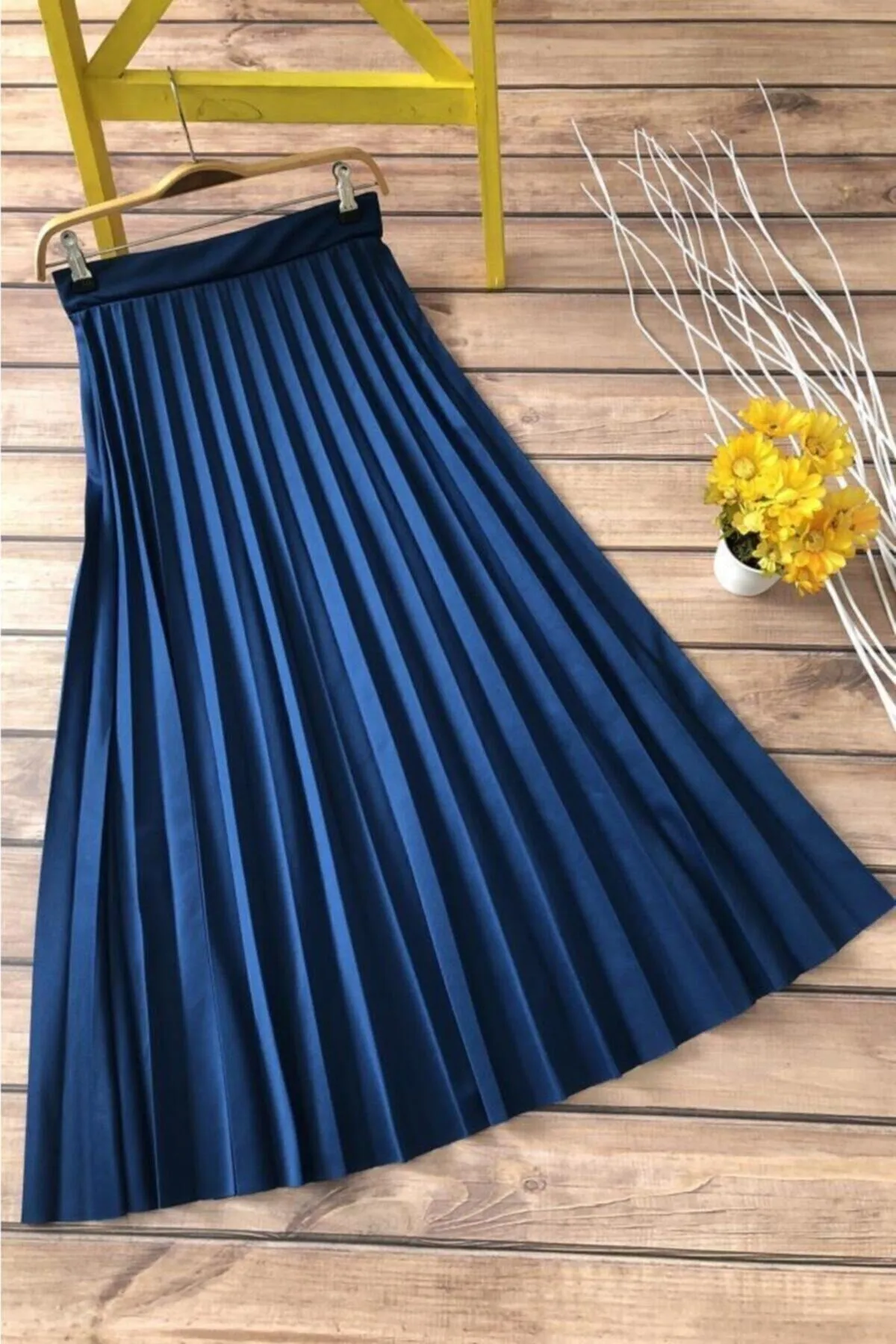 Women-s Khaki Pleated Long Skirt