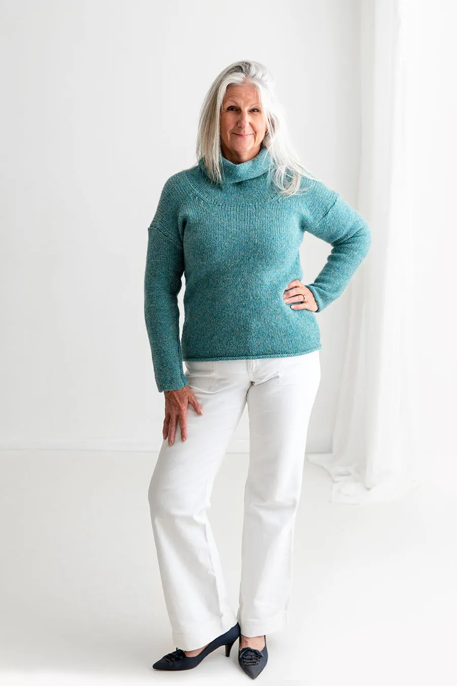 Womens Chunky Cowl neck jumper - light teal